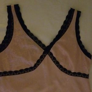 Womans Nine west silk chemise sz.16